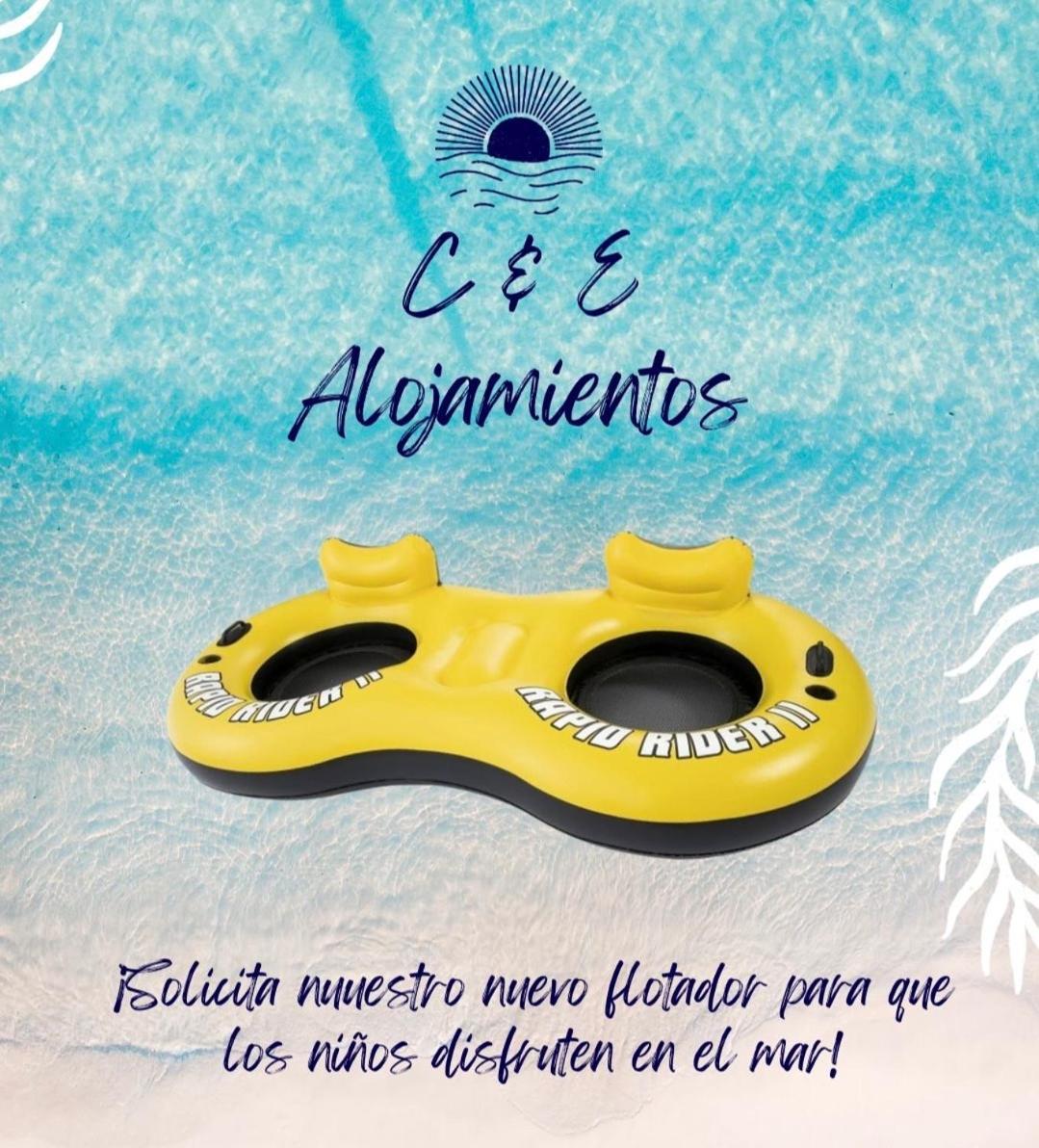 Alojate A Una Calle De La Playa Y Malecon Salinas  Kültér fotó